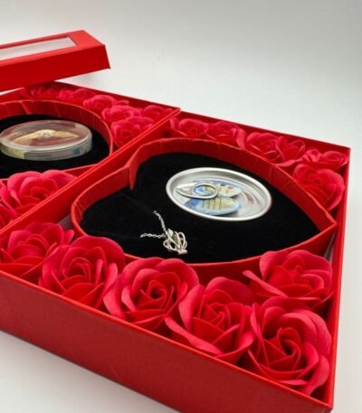 red rose & oyster gold pearl necklace